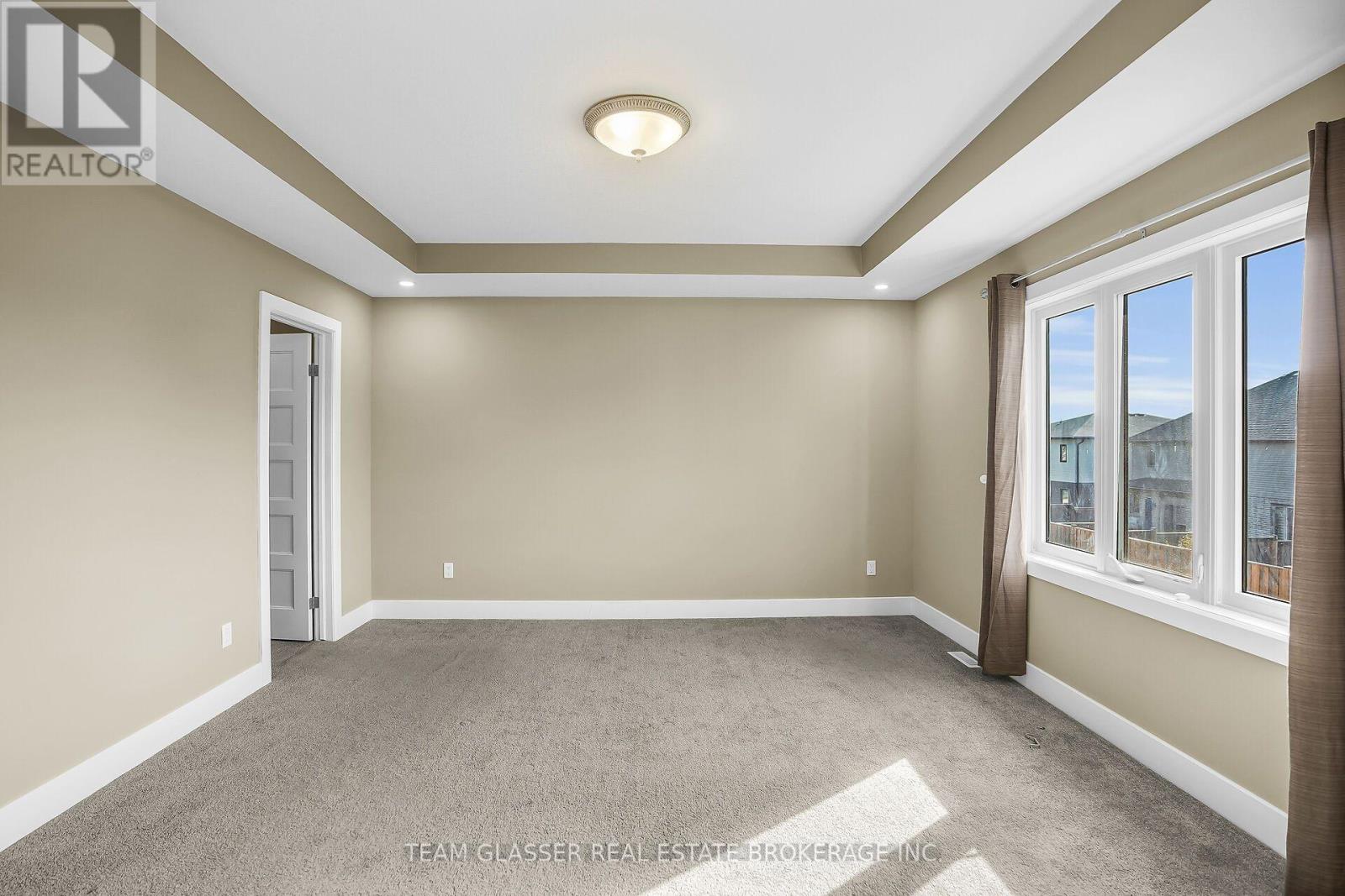 2407 Red Thorne Avenue, London South, Ontario  N6P 0E7 - Photo 19 - X13835262