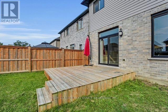 2407 Red Thorne Avenue, London South, Ontario  N6P 0E7 - Photo 37 - X13835262