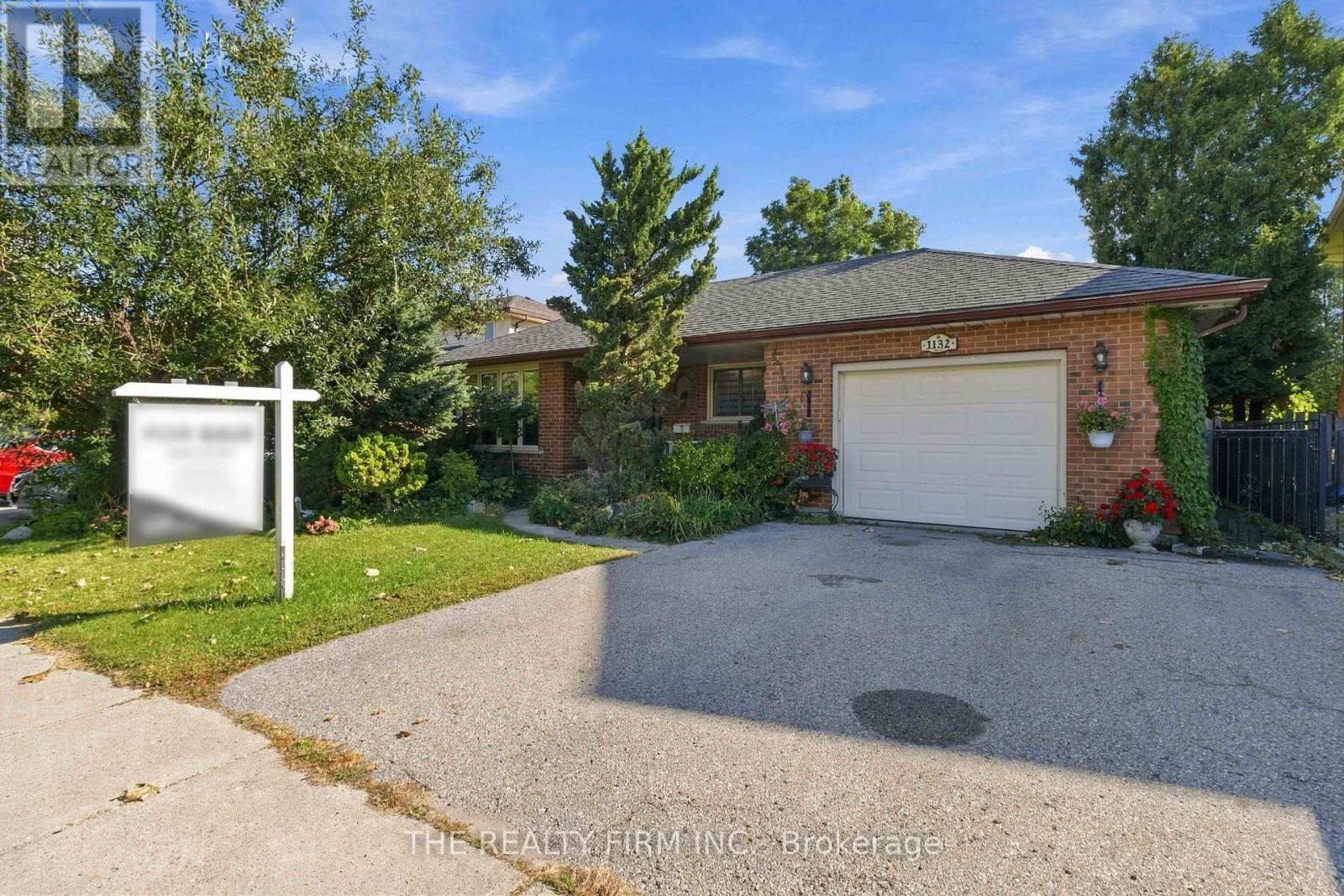 1132 Iroquois Crescent, Woodstock, Ontario  N4T 1C3 - Photo 2 - X13835304