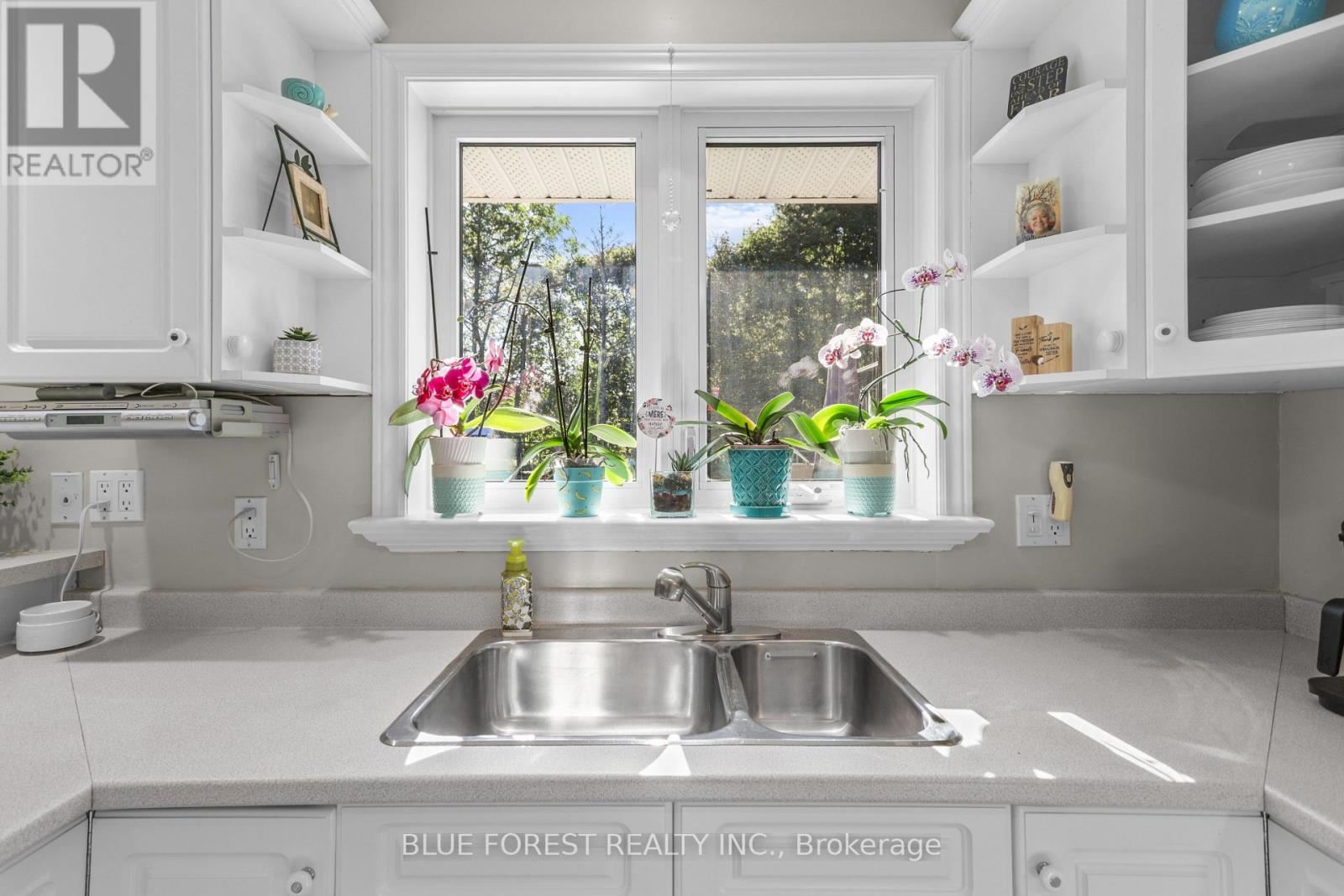 143 Water Street, Southwest Middlesex, Ontario  N0L 1M0 - Photo 19 - X13835360