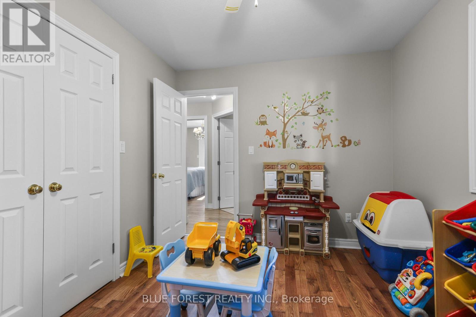 143 Water Street, Southwest Middlesex, Ontario  N0L 1M0 - Photo 28 - X13835360