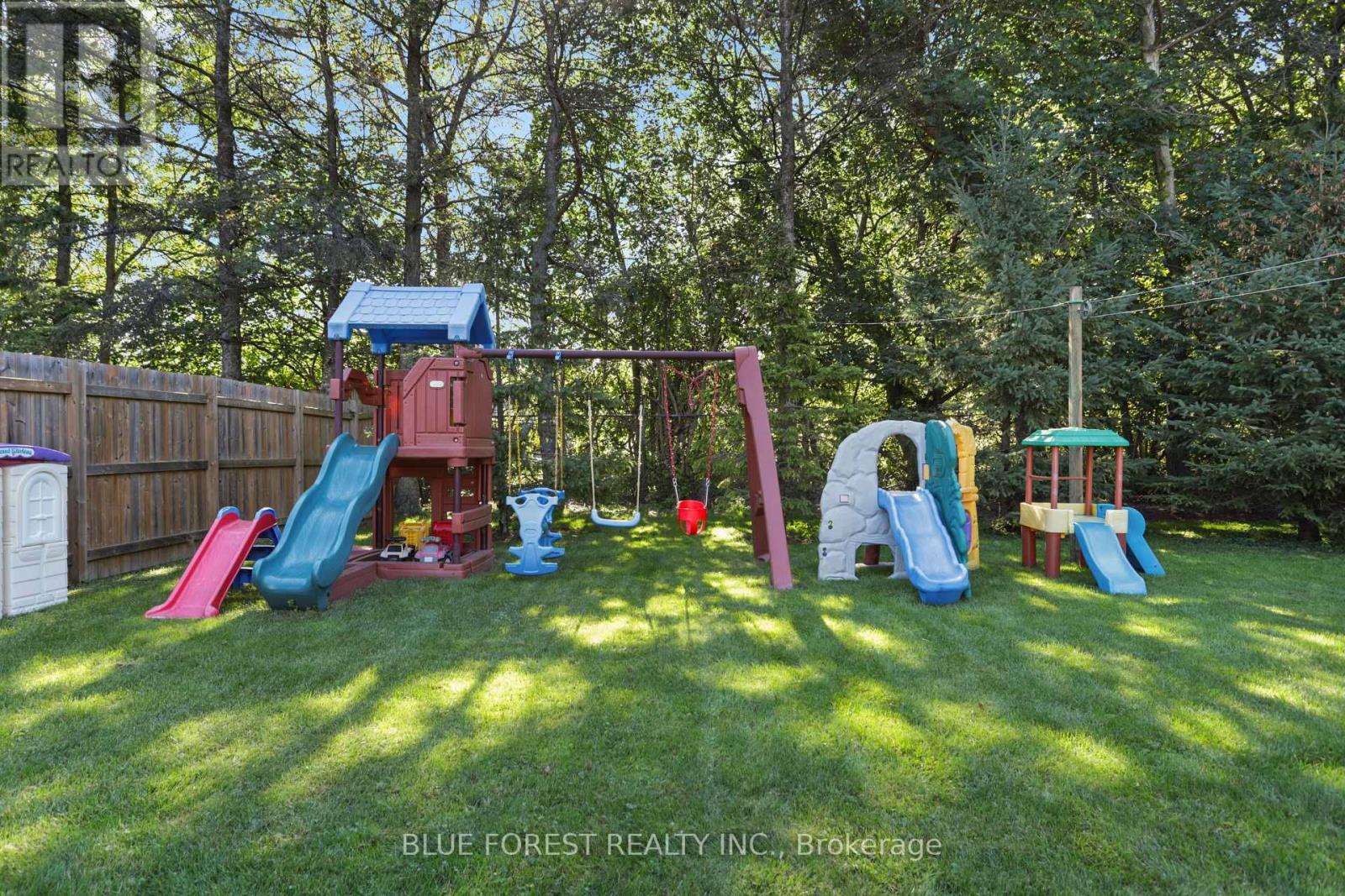 143 Water Street, Southwest Middlesex, Ontario  N0L 1M0 - Photo 38 - X13835360