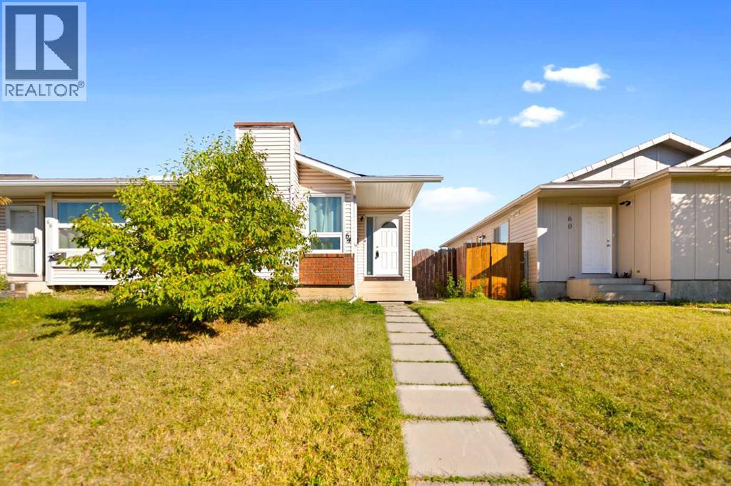 64 Whitworth Way NE