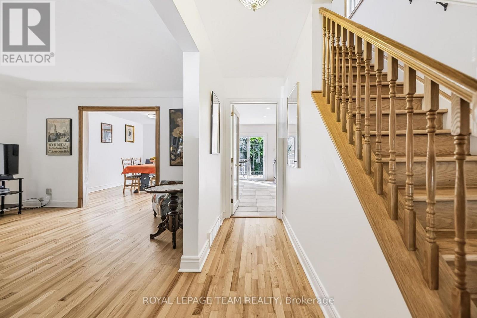 1050 Apolydore Avenue, Ottawa, Ontario  K1H 8A9 - Photo 11 - X13835242