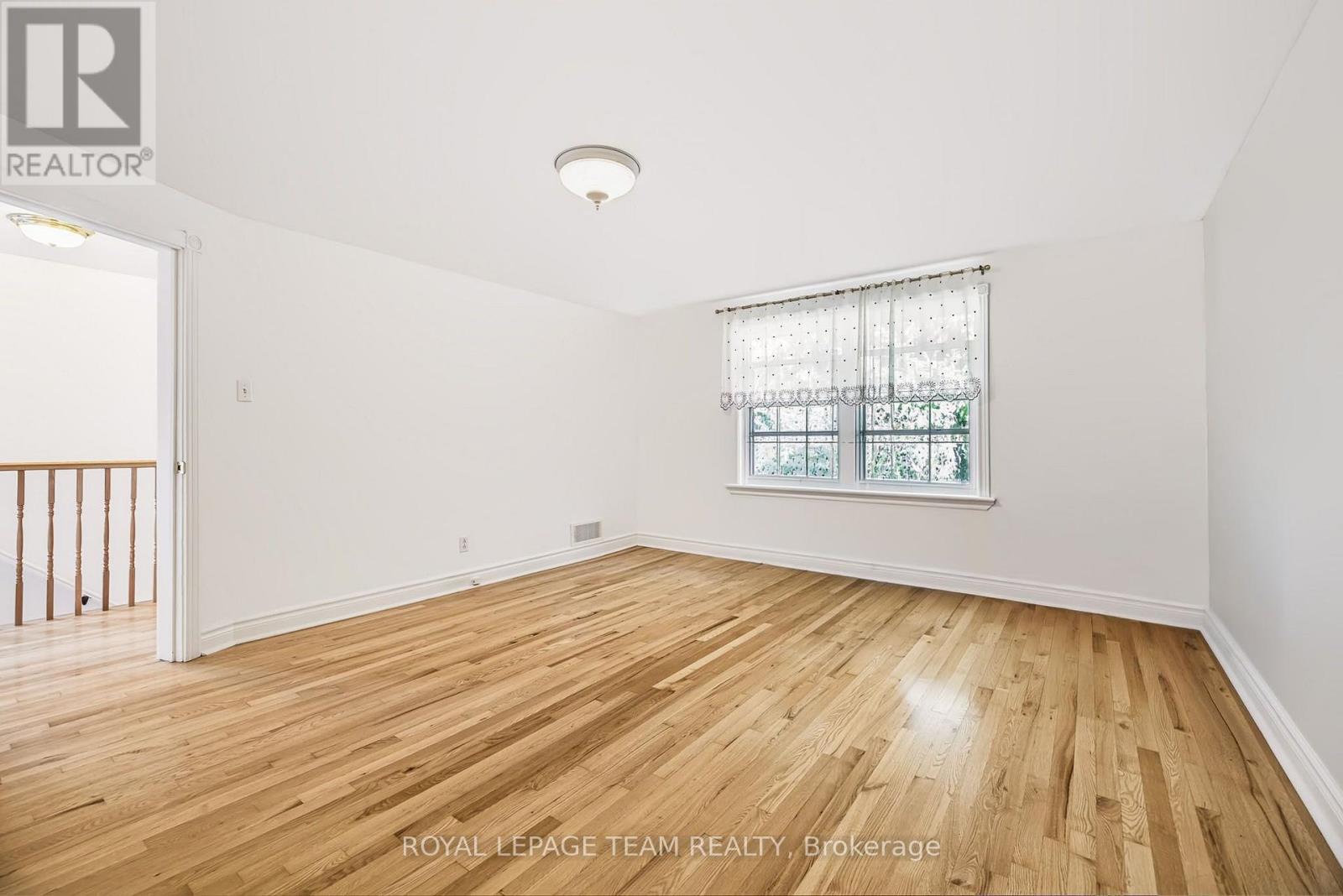 1050 Apolydore Avenue, Ottawa, Ontario  K1H 8A9 - Photo 24 - X13835242