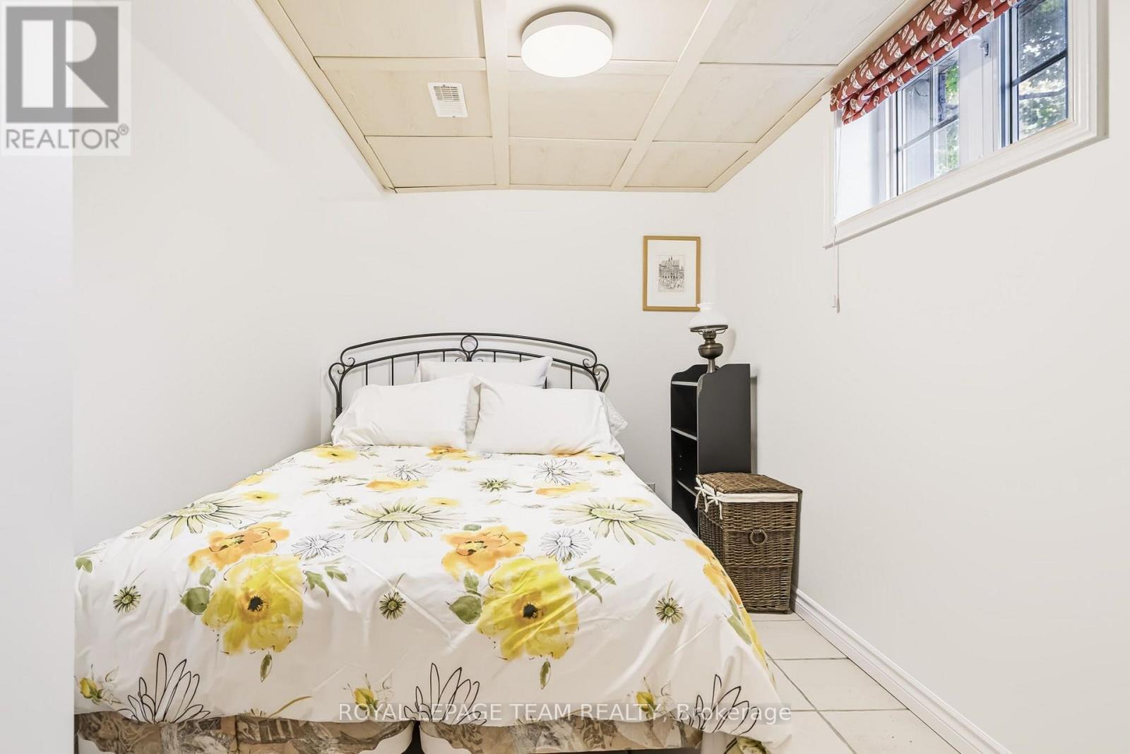 1050 Apolydore Avenue, Ottawa, Ontario  K1H 8A9 - Photo 39 - X13835242