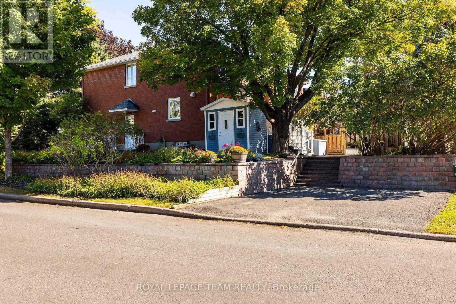 1050 Apolydore Avenue, Ottawa, Ontario  K1H 8A9 - Photo 44 - X13835242