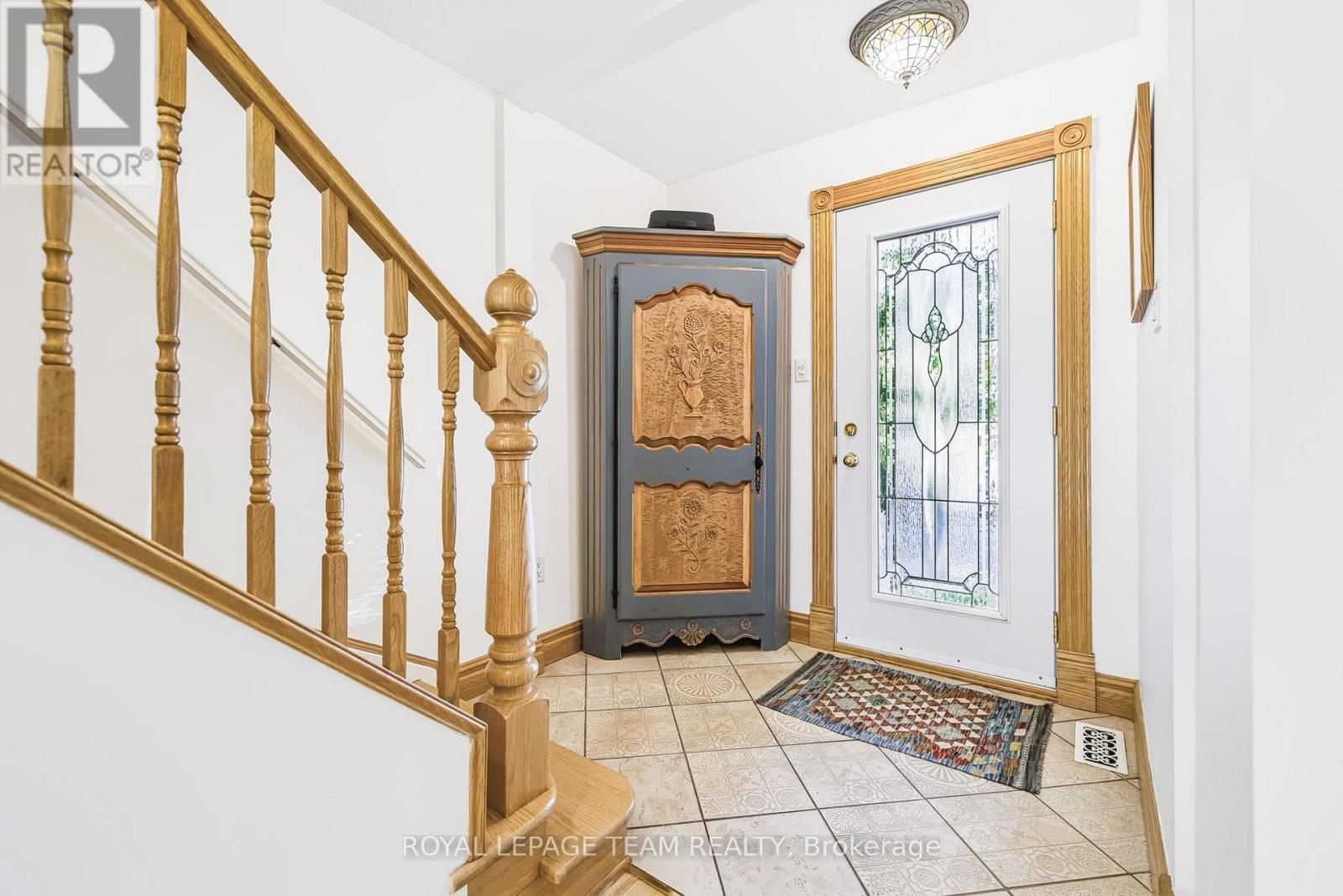 1050 Apolydore Avenue, Ottawa, Ontario  K1H 8A9 - Photo 5 - X13835242