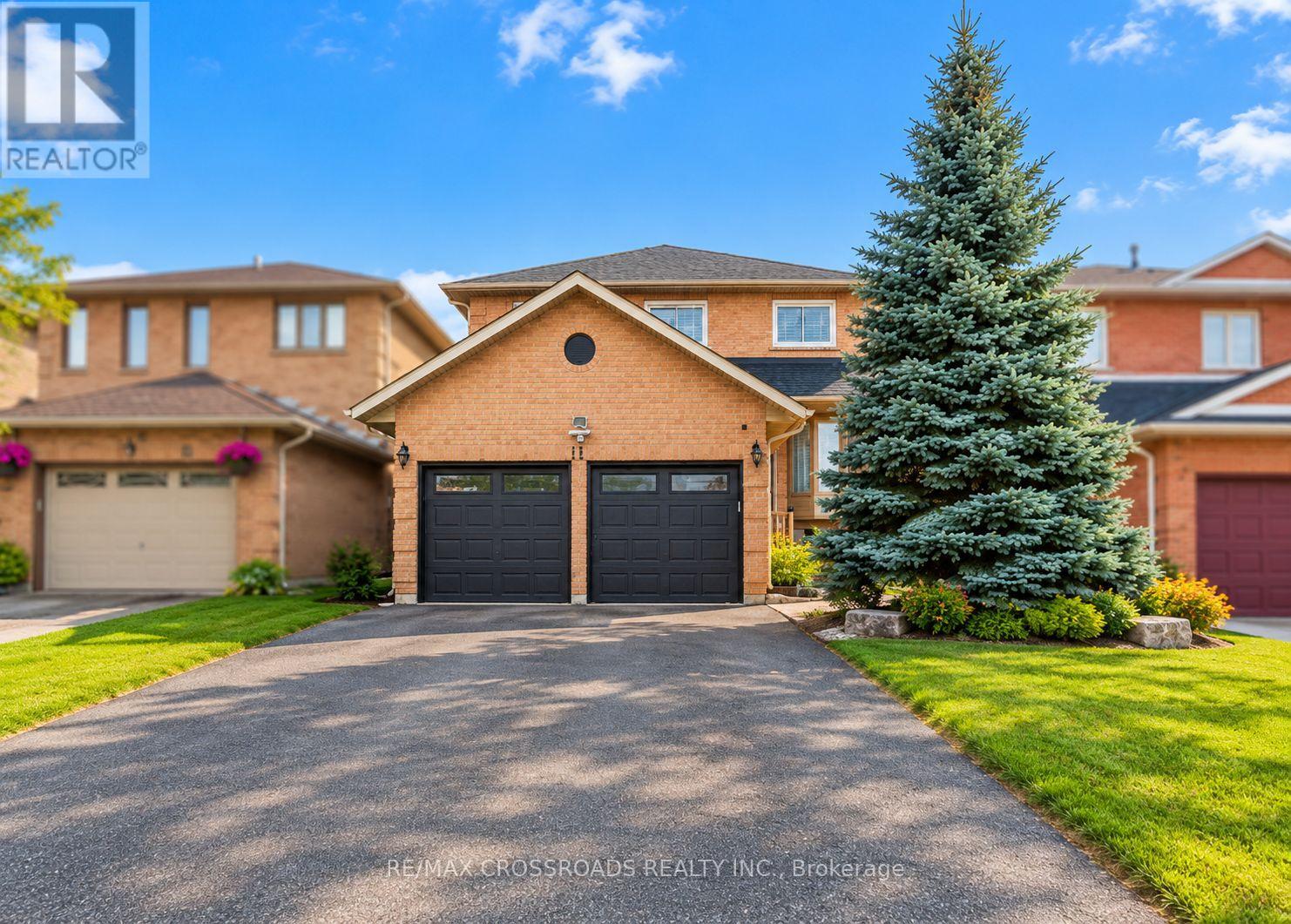 11 Murkar Crescent, Whitby, Ontario  L1N 8Y4 - Photo 1 - E13835338