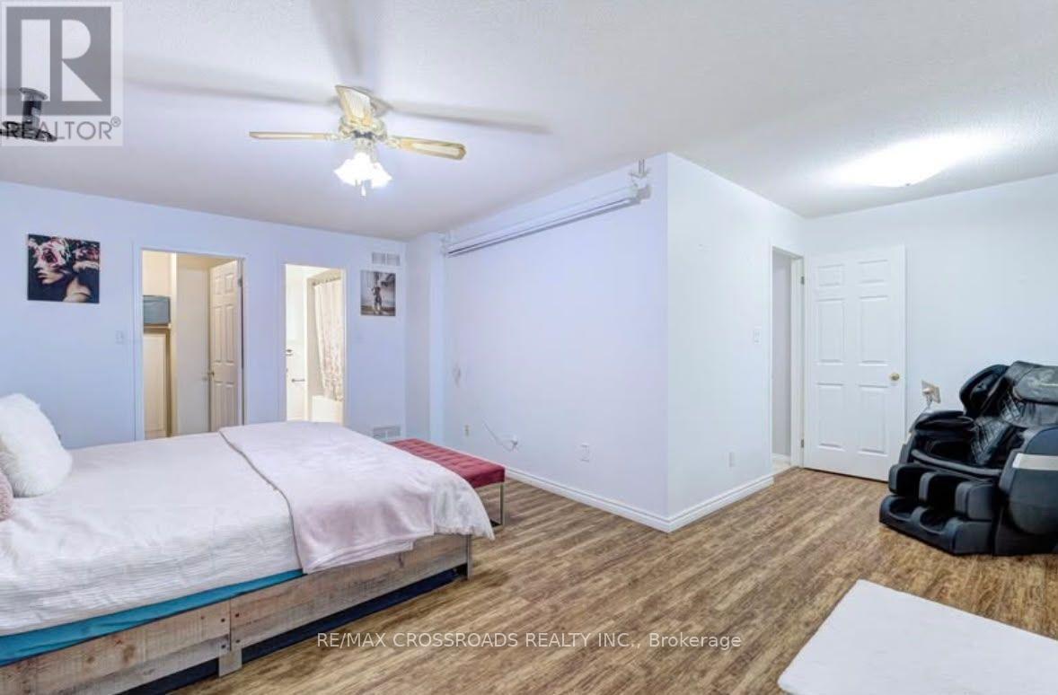 11 Murkar Crescent, Whitby, Ontario  L1N 8Y4 - Photo 32 - E13835338