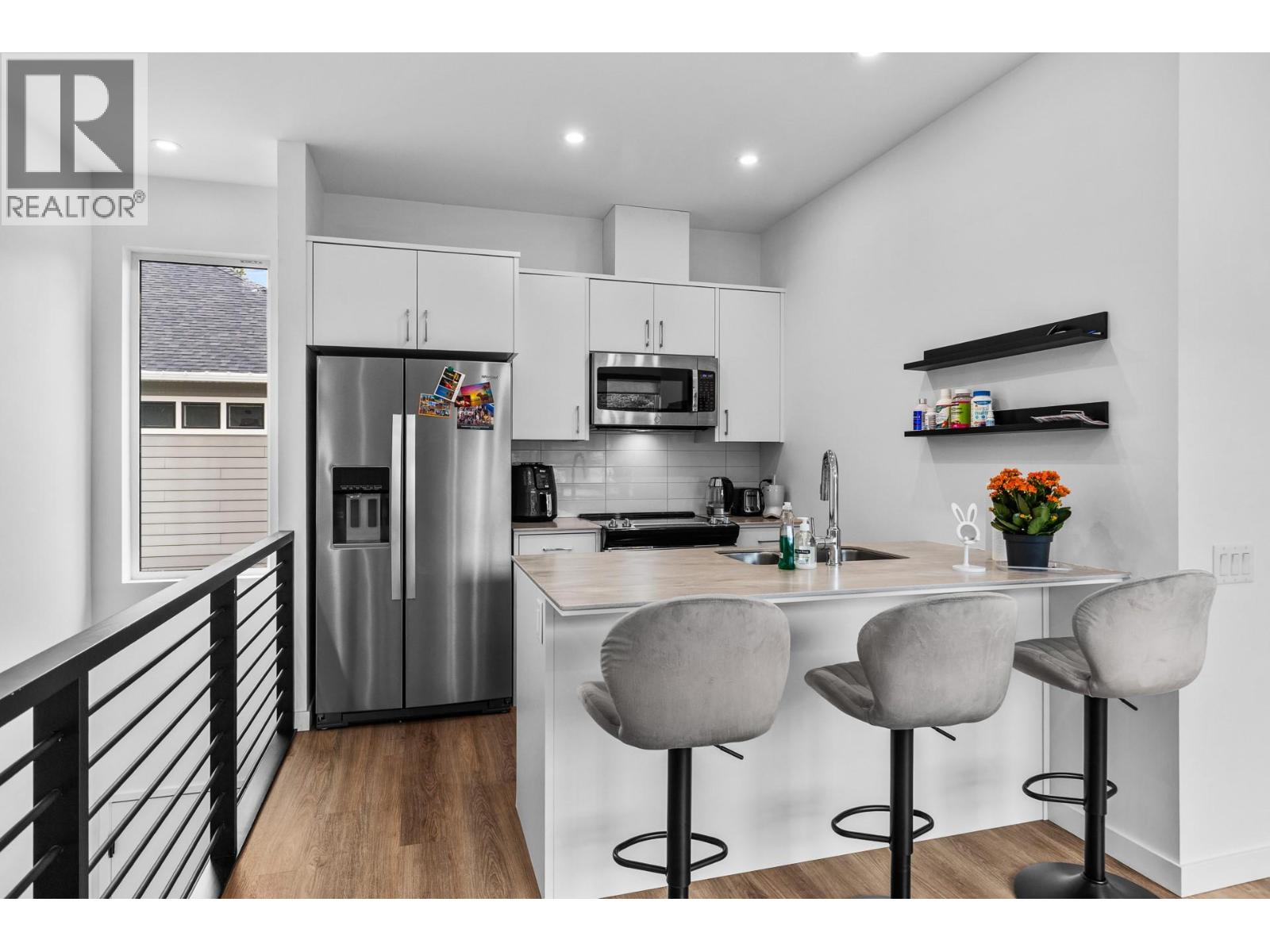 624 Bonjou Road, Kelowna, British Columbia  V1W 1M5 - Photo 39 - 10401859