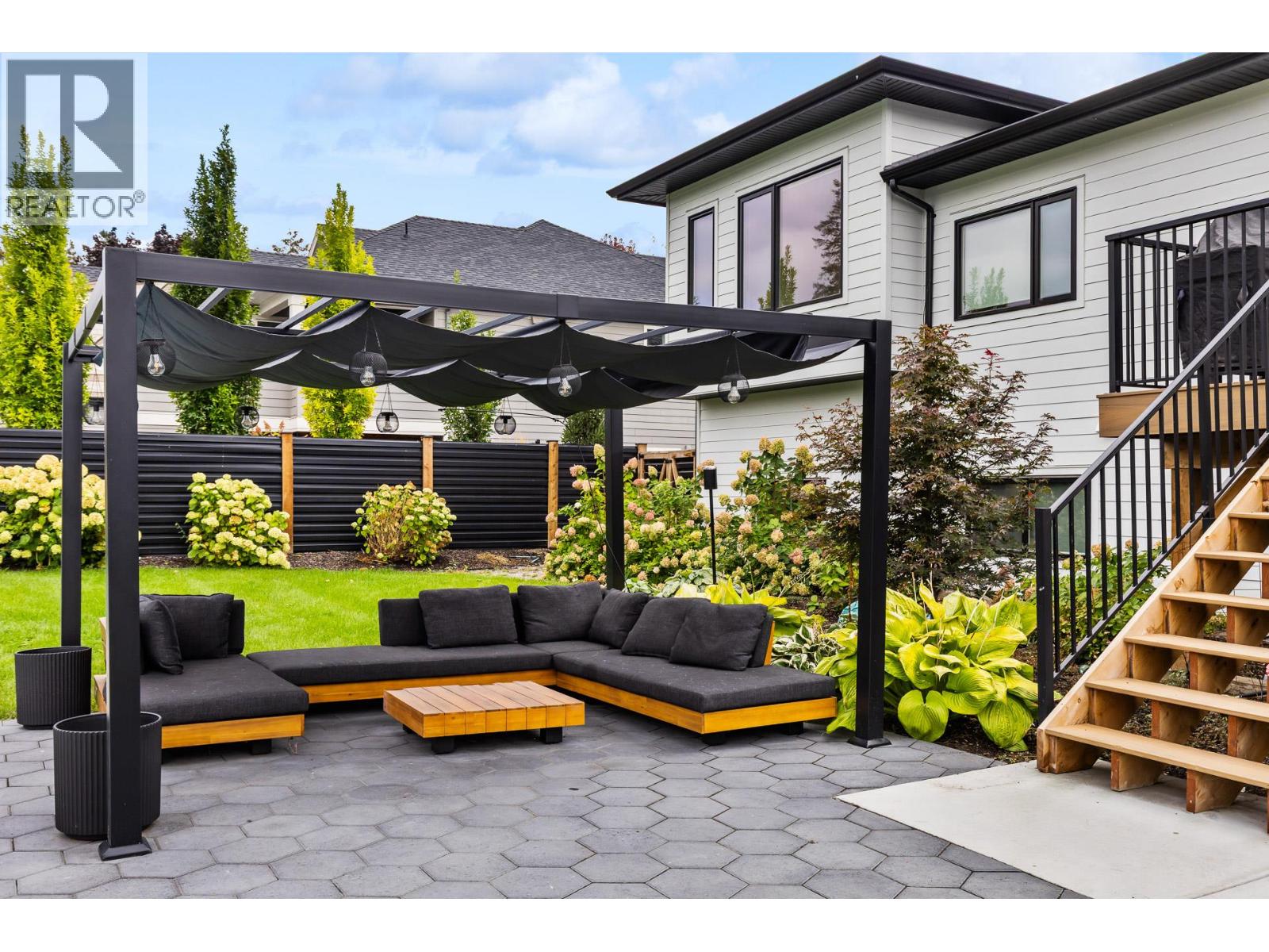 624 Bonjou Road, Kelowna, British Columbia  V1W 1M5 - Photo 60 - 10401859