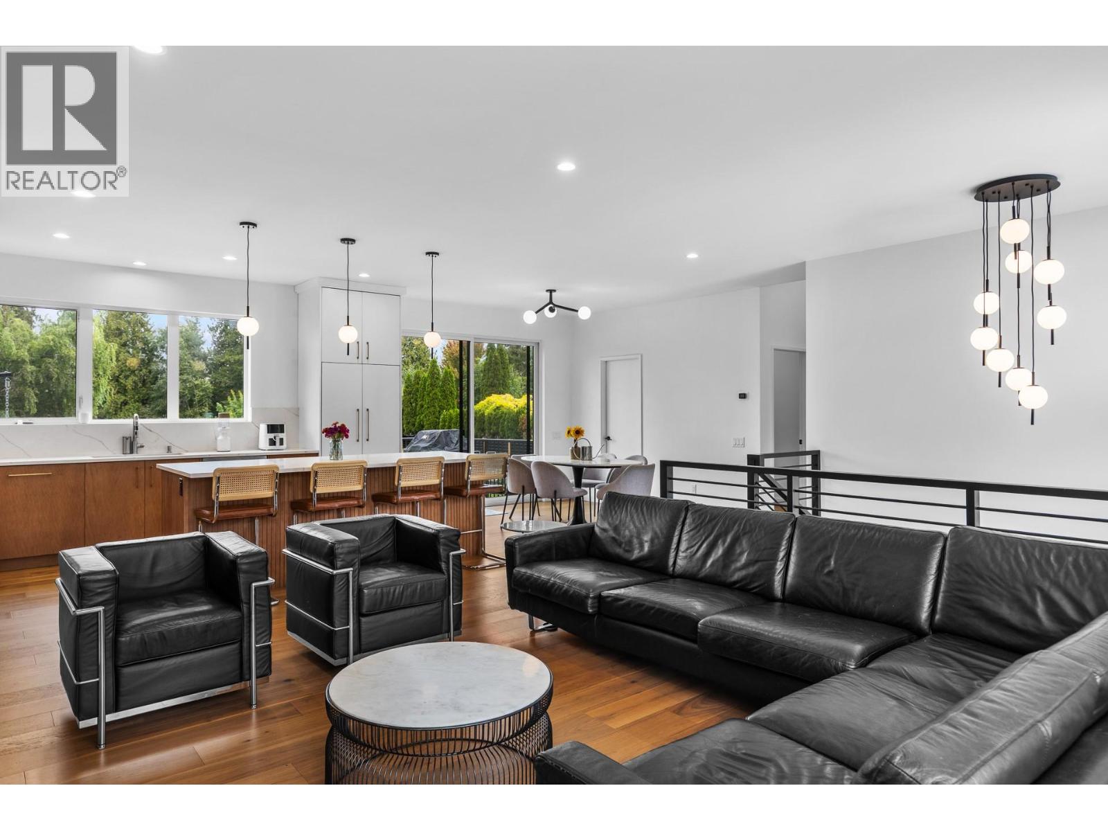 624 Bonjou Road, Kelowna, British Columbia  V1W 1M5 - Photo 8 - 10401859