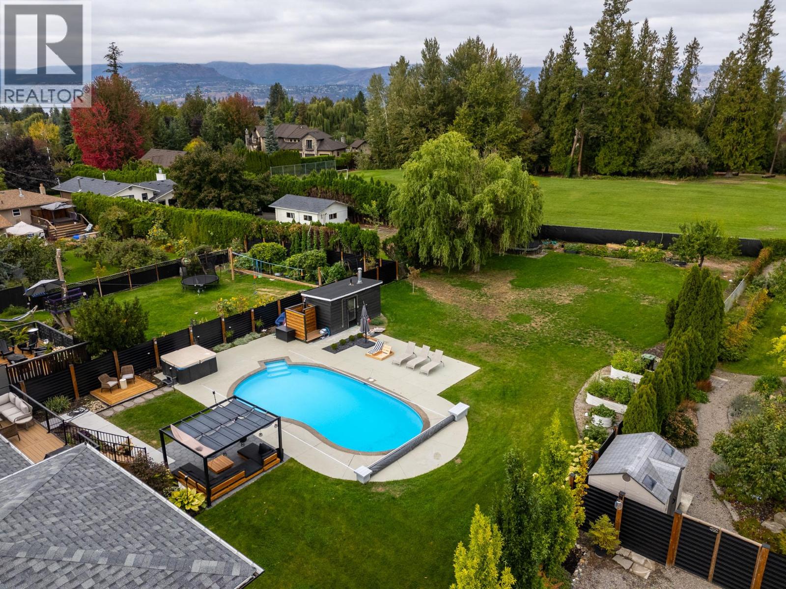 624 Bonjou Road, Kelowna, British Columbia  V1W 1M5 - Photo 80 - 10401859
