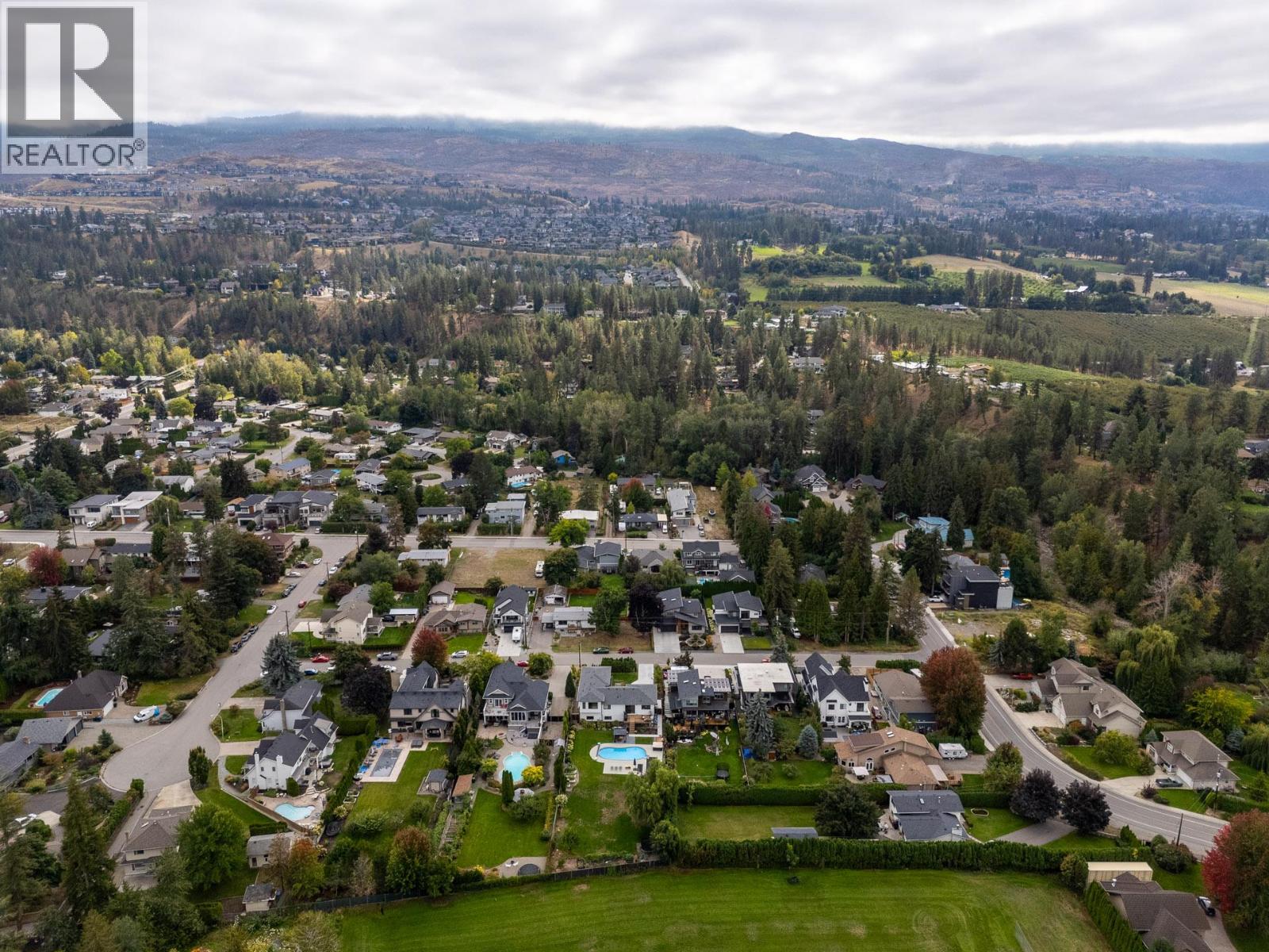 624 Bonjou Road, Kelowna, British Columbia  V1W 1M5 - Photo 85 - 10401859