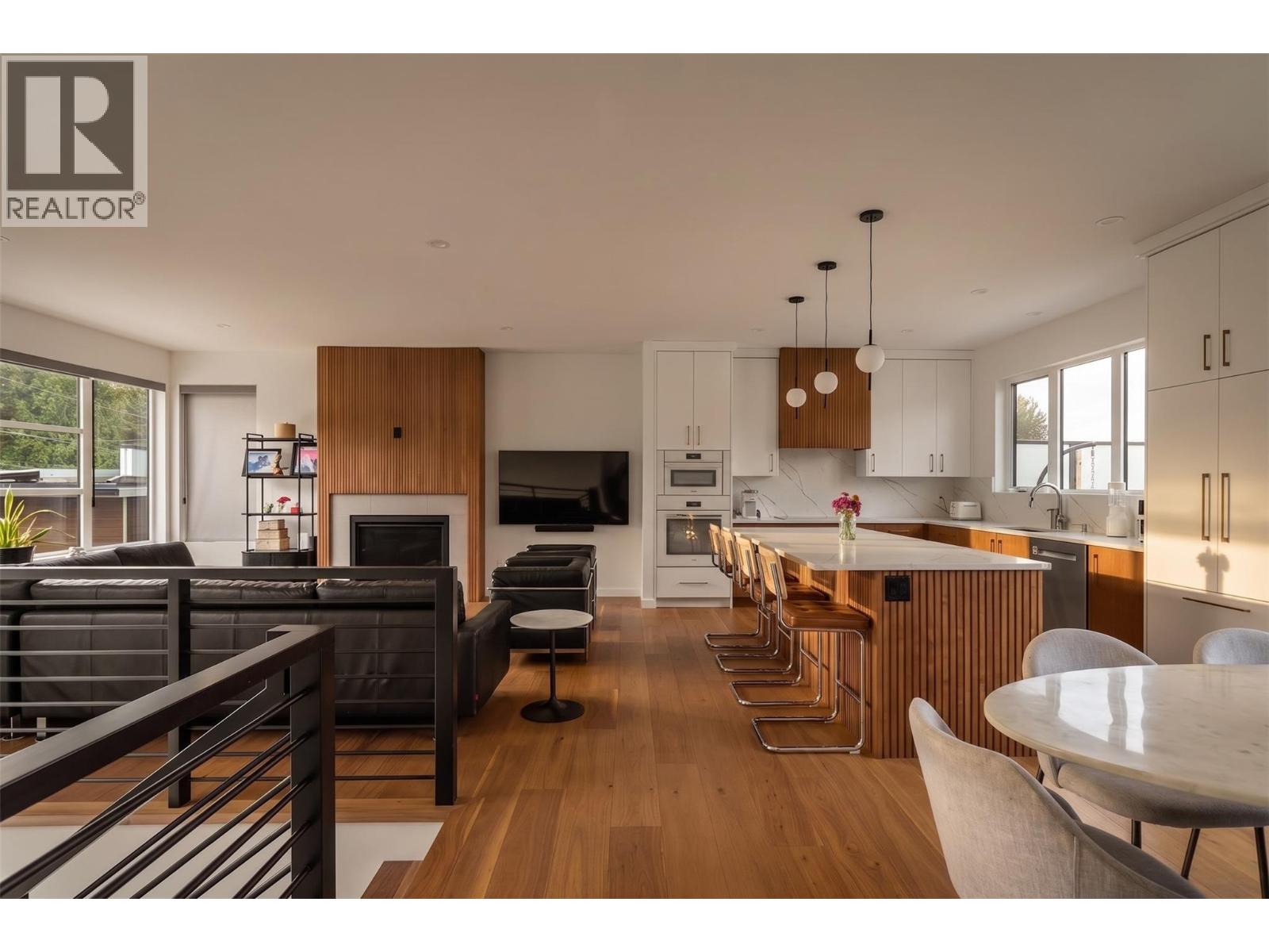 624 Bonjou Road, Kelowna, British Columbia  V1W 1M5 - Photo 92 - 10401859