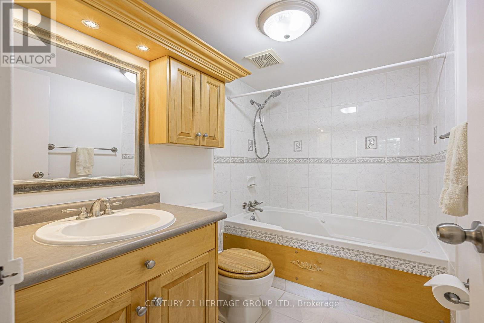 502 - 1 Royal Orchard Boulevard, Markham, Ontario  L3T 3C2 - Photo 33 - N13835286