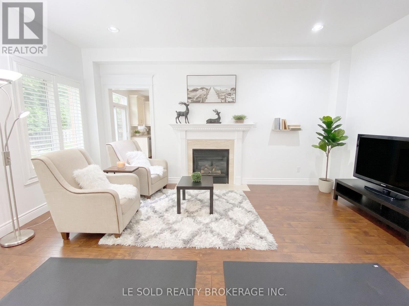 76 Larratt Lane, Richmond Hill (Westbrook), Ontario  L4C 0E2 - Photo 10 - N13835332