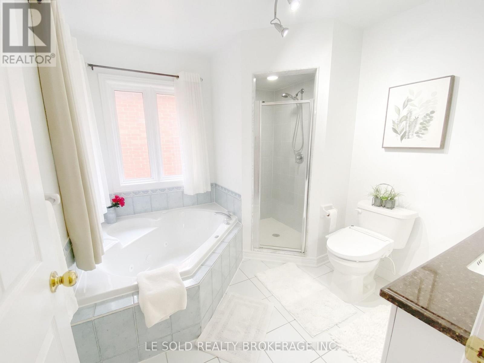 76 Larratt Lane, Richmond Hill (Westbrook), Ontario  L4C 0E2 - Photo 18 - N13835332