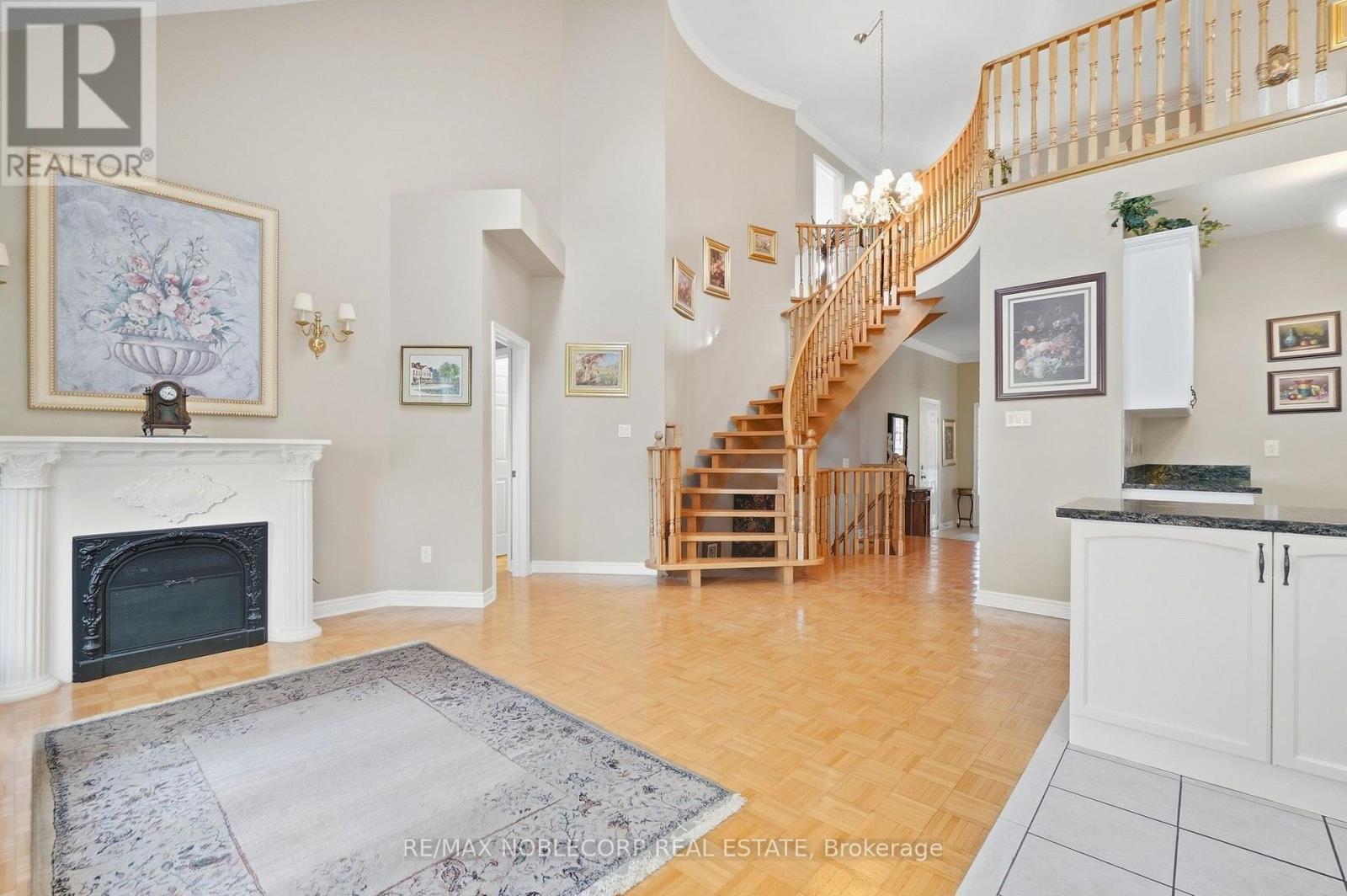 15 Woodland Trail Court, Vaughan, Ontario  L4L 9H9 - Photo 18 - N13835352