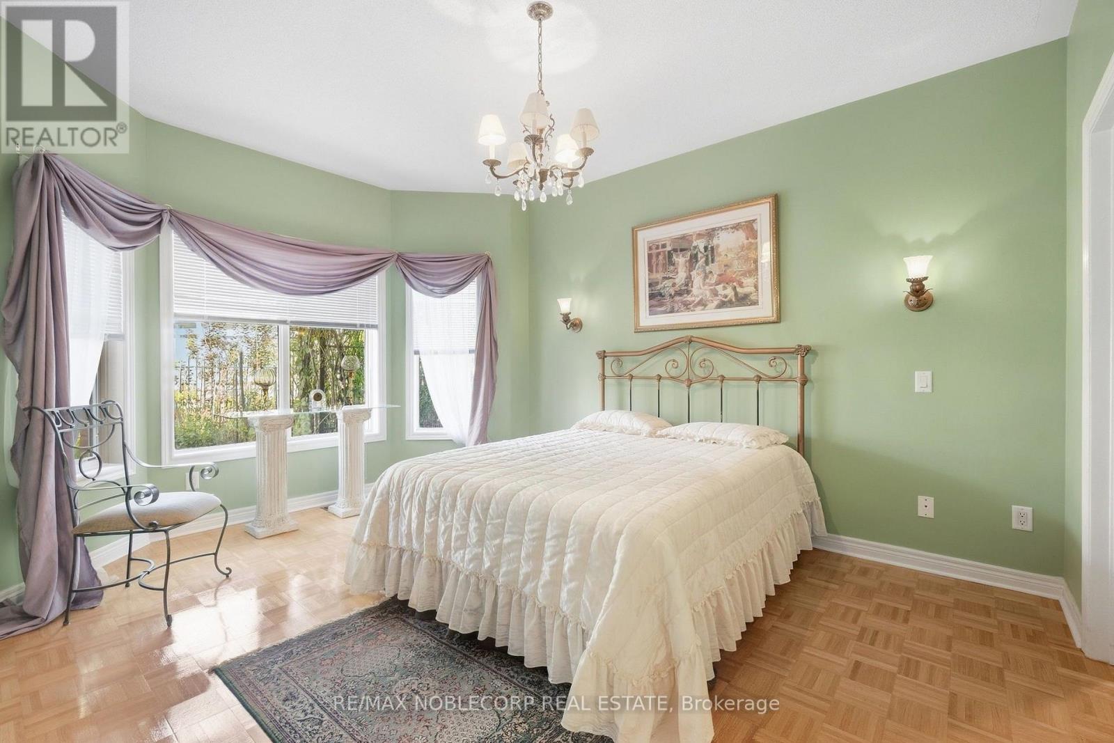 15 Woodland Trail Court, Vaughan, Ontario  L4L 9H9 - Photo 20 - N13835352