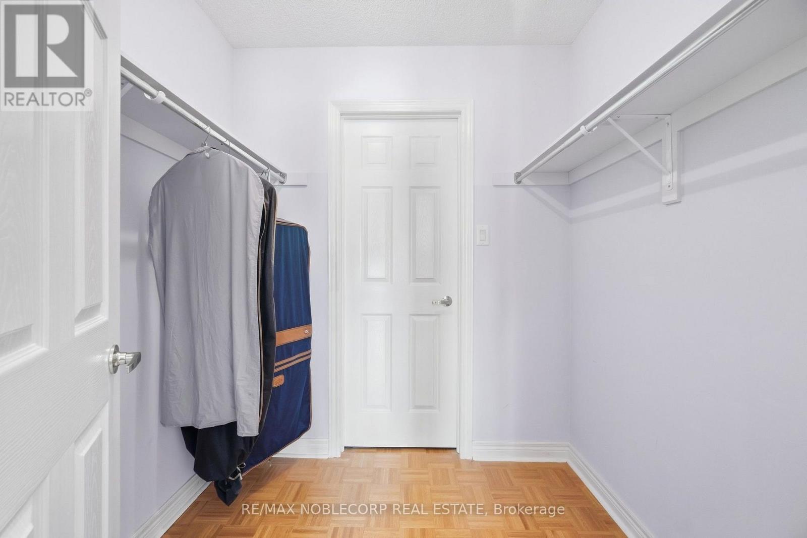 15 Woodland Trail Court, Vaughan, Ontario  L4L 9H9 - Photo 28 - N13835352