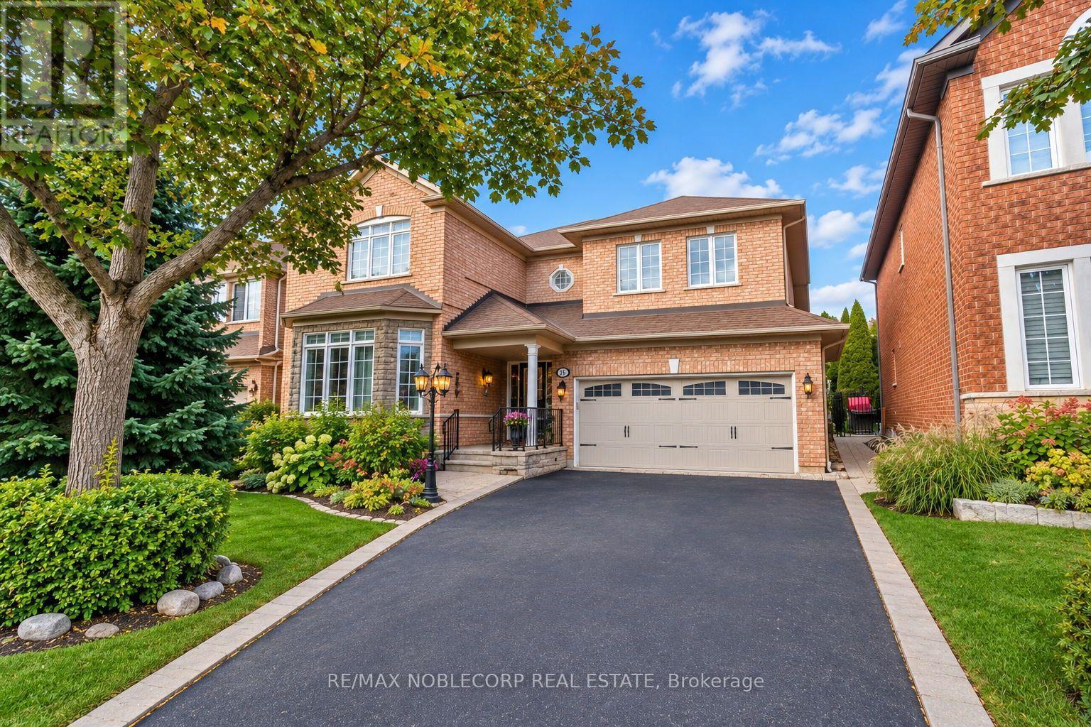 15 Woodland Trail Court, Vaughan, Ontario  L4L 9H9 - Photo 3 - N13835352