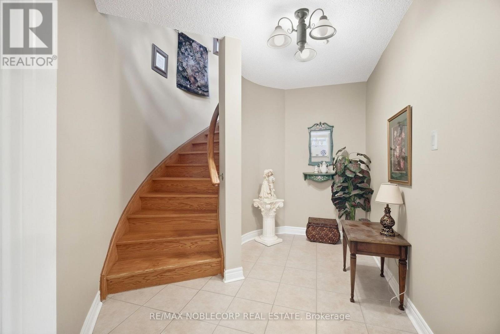 15 Woodland Trail Court, Vaughan, Ontario  L4L 9H9 - Photo 30 - N13835352
