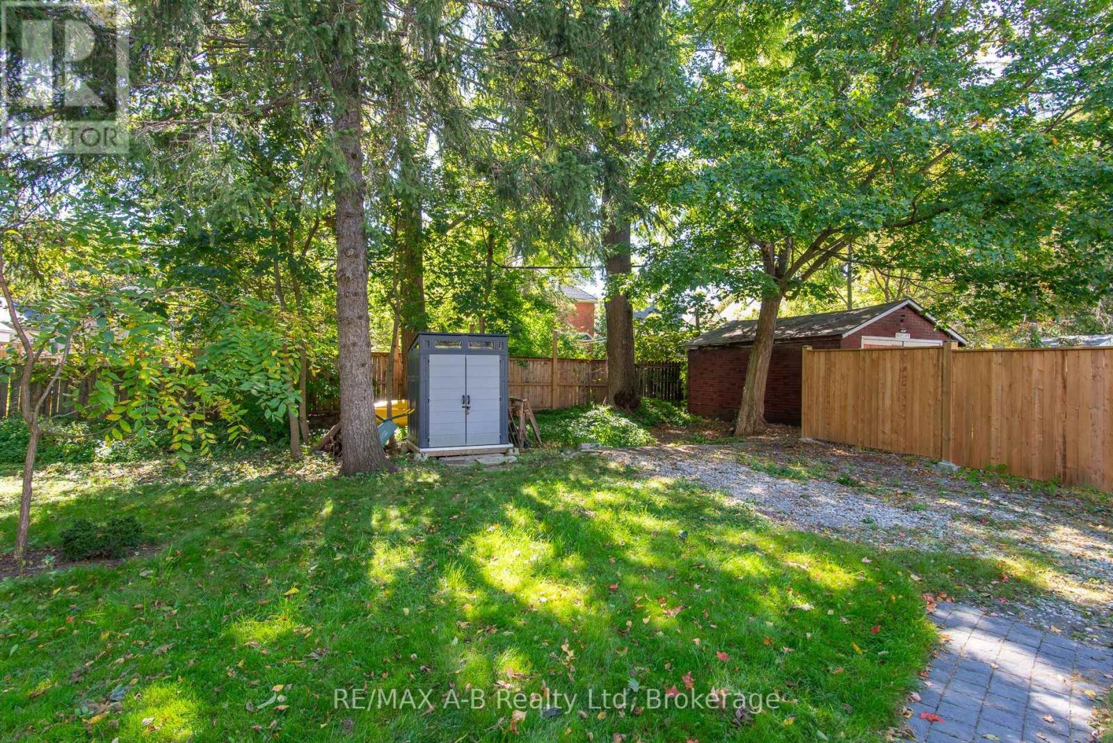 241 Mornington Street, Stratford, Ontario N5A 5G4 - Photo 14 - X13835264