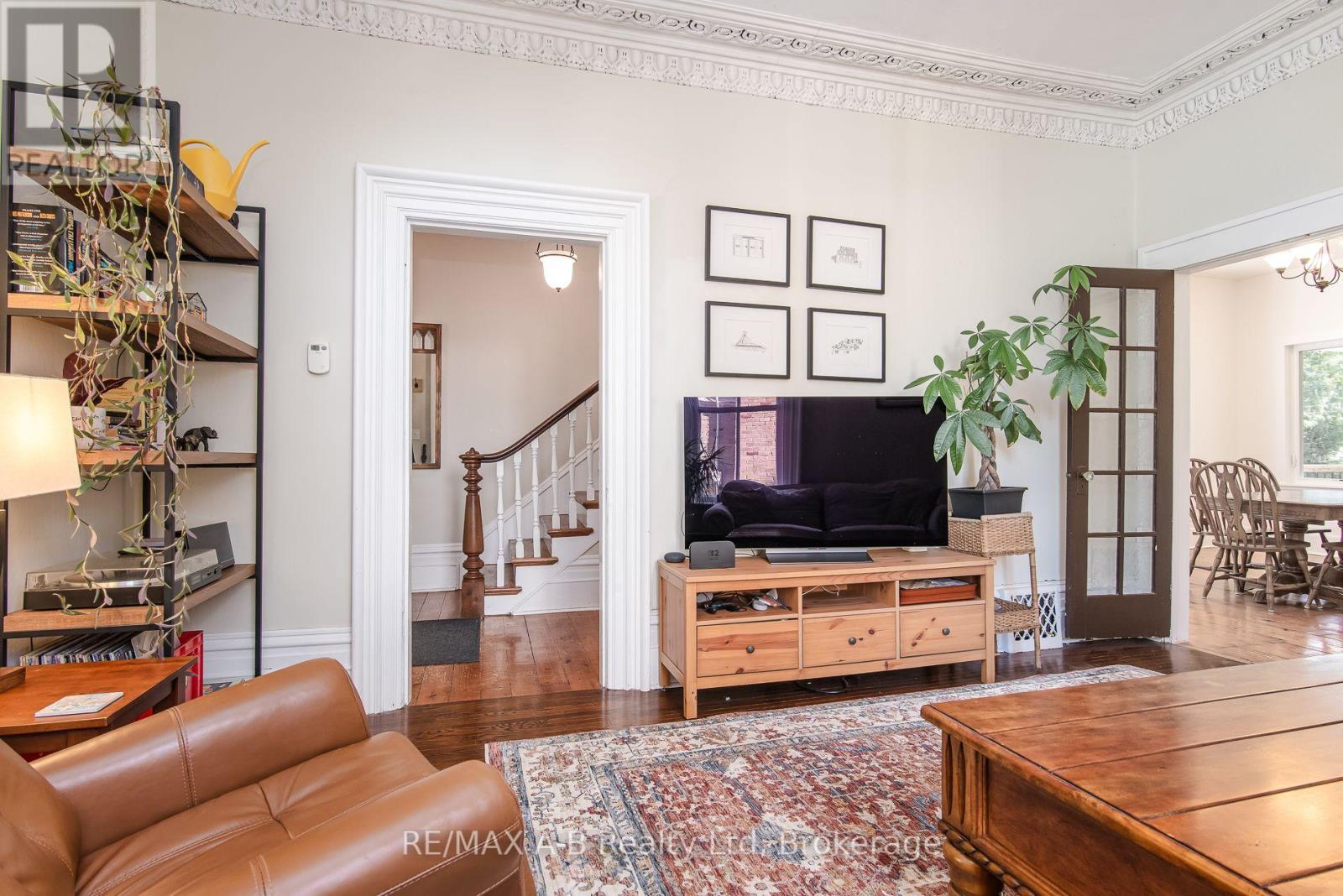 241 Mornington Street, Stratford, Ontario N5A 5G4 - Photo 25 - X13835264