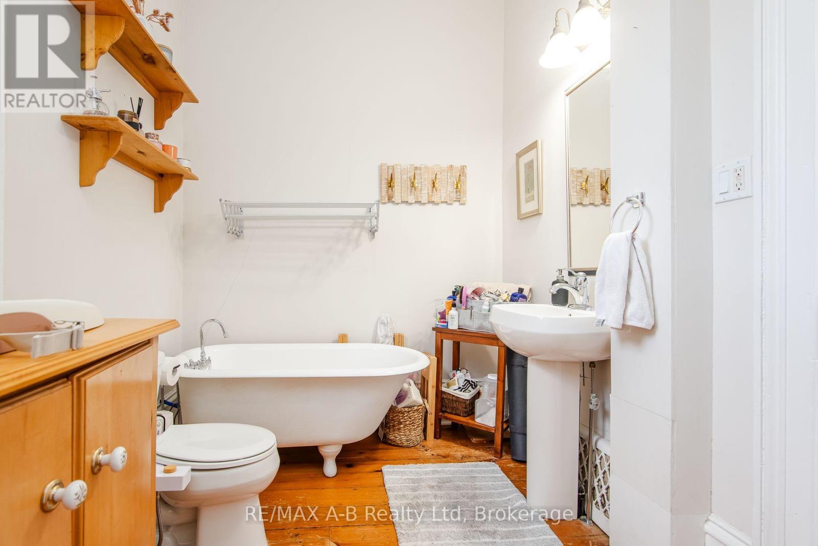 241 Mornington Street, Stratford, Ontario N5A 5G4 - Photo 32 - X13835264