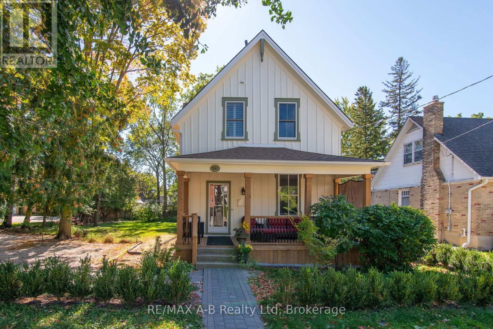 241 Mornington Street, Stratford, Ontario N5A 5G4 - Photo 4 - X13835264