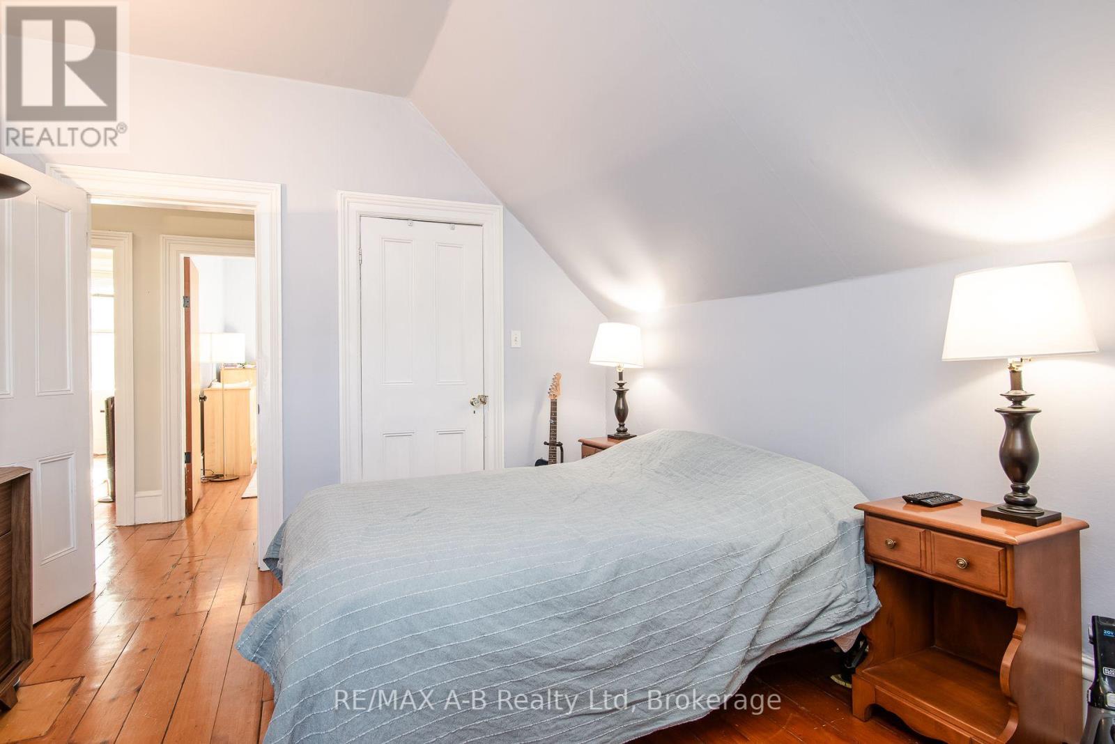 241 Mornington Street, Stratford, Ontario N5A 5G4 - Photo 44 - X13835264