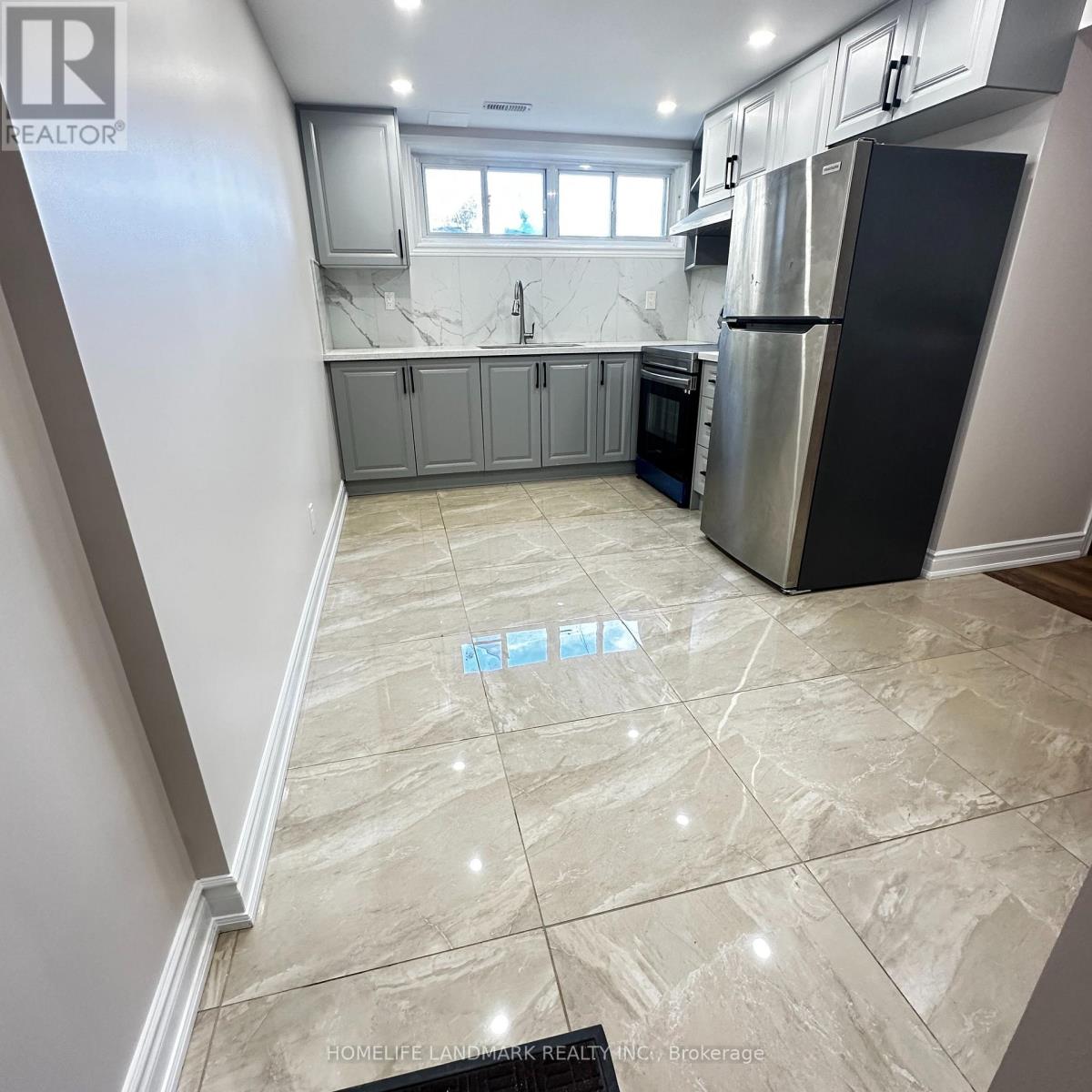 Bsmt - 38 Mendip Crescent, Toronto, Ontario  M1P 1Y4 - Photo 4 - E13683084