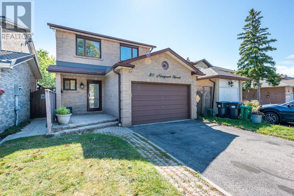88 Nanport Street, Brampton, Ontario  L6S 4A9 - Photo 2 - W13835260
