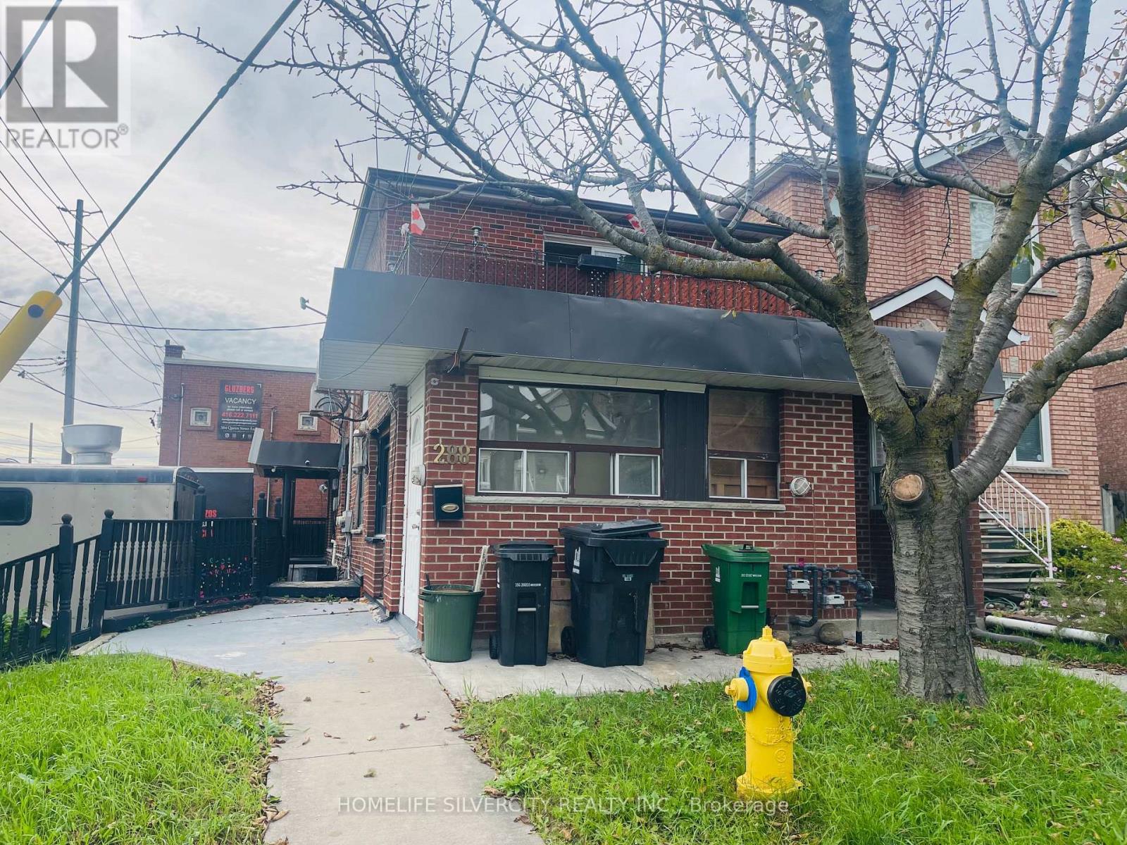 288 Boon Avenue, Toronto, Ontario  M6E 4A4 - Photo 2 - W13835282