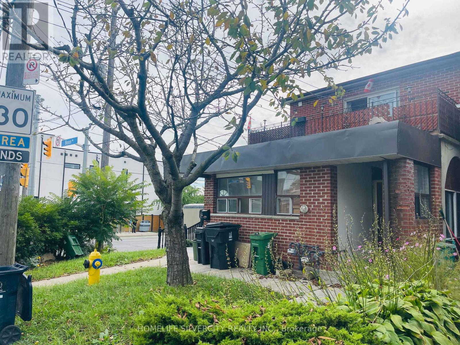 288 Boon Avenue, Toronto, Ontario  M6E 4A4 - Photo 3 - W13835282