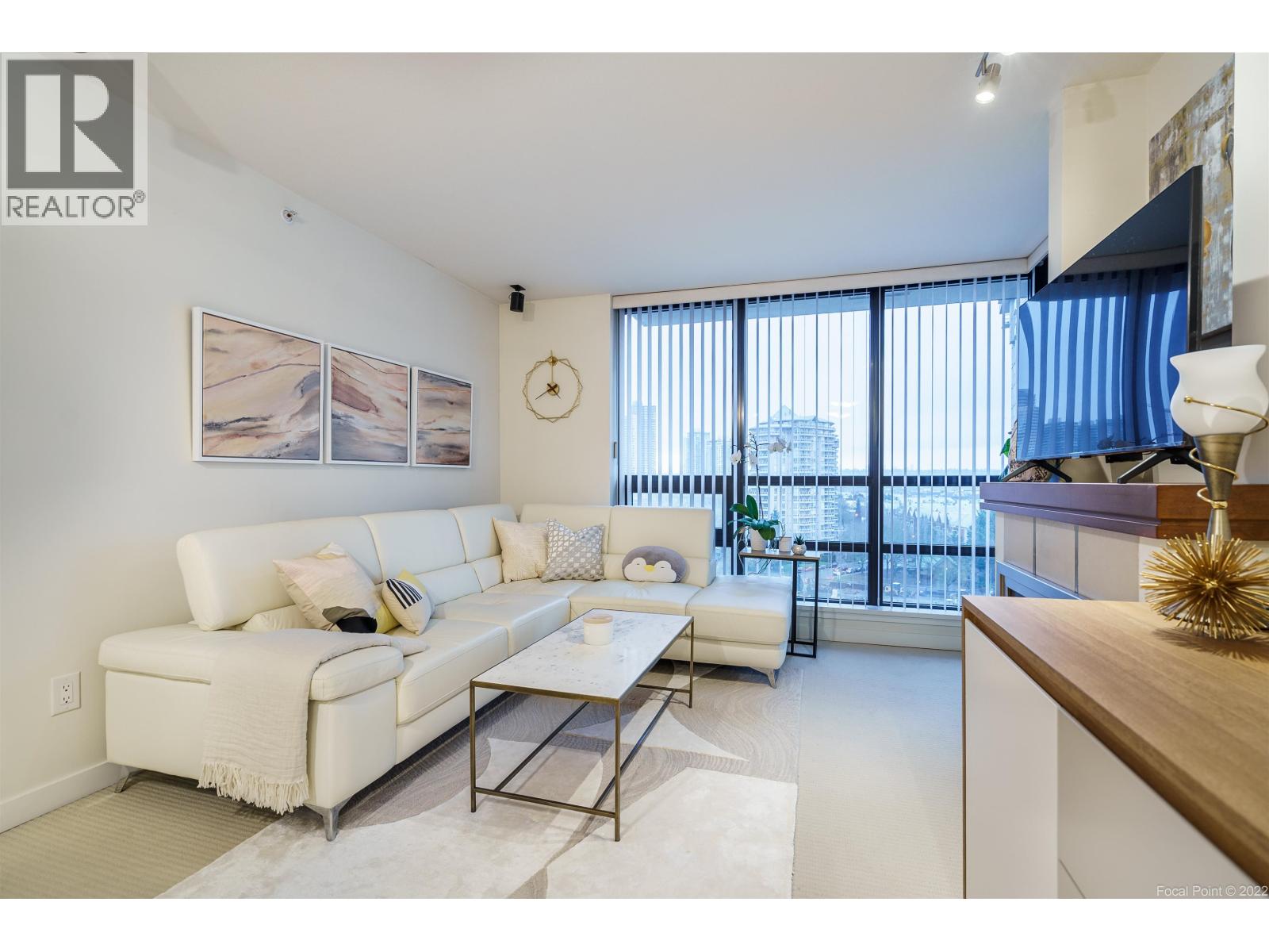1102 1 Renaissance Square, New Westminster, British Columbia  V3M 0B6 - Photo 13 - R3131700