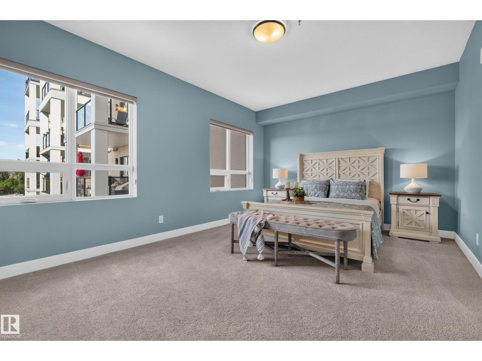 #732 200 BELLEROSE DR
