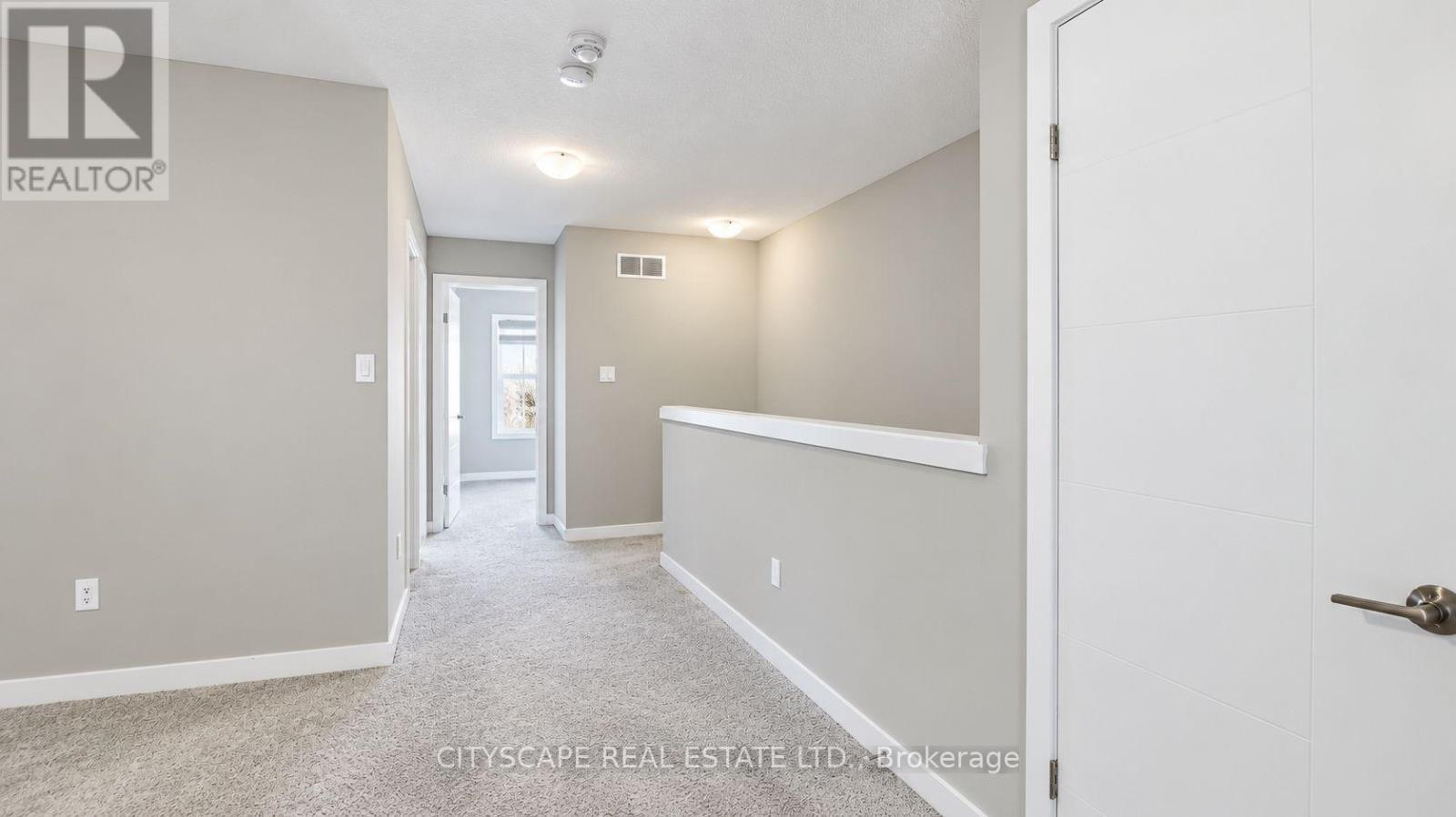 908 Robert Ferrie Drive, Kitchener, Ontario N2R 0P2 - Photo 32 - X13780446