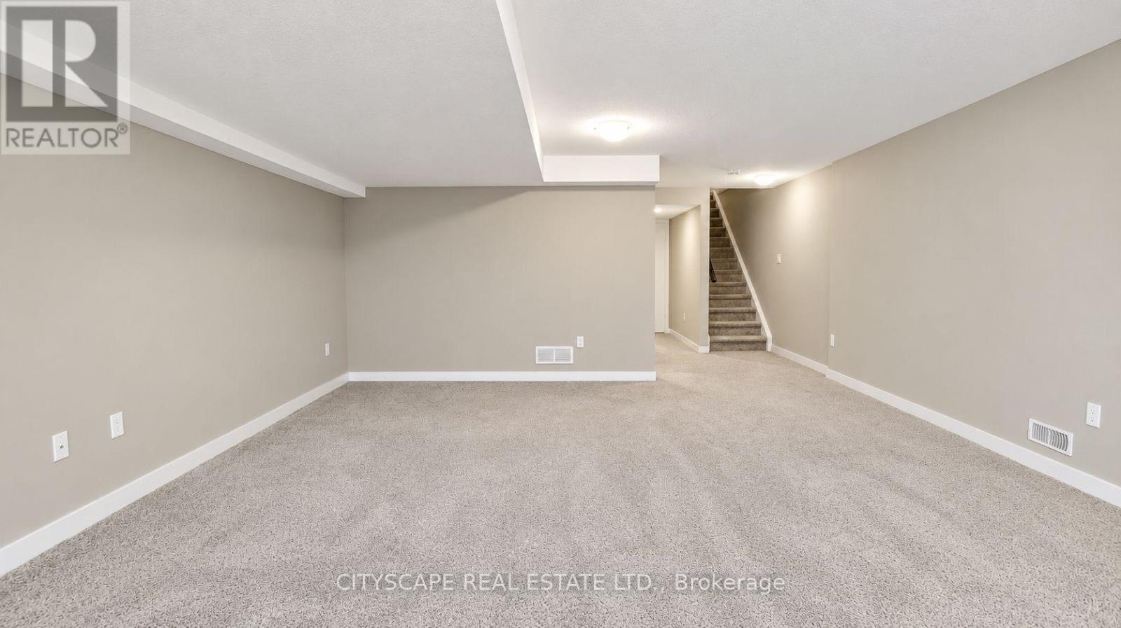 908 Robert Ferrie Drive, Kitchener, Ontario N2R 0P2 - Photo 34 - X13780446