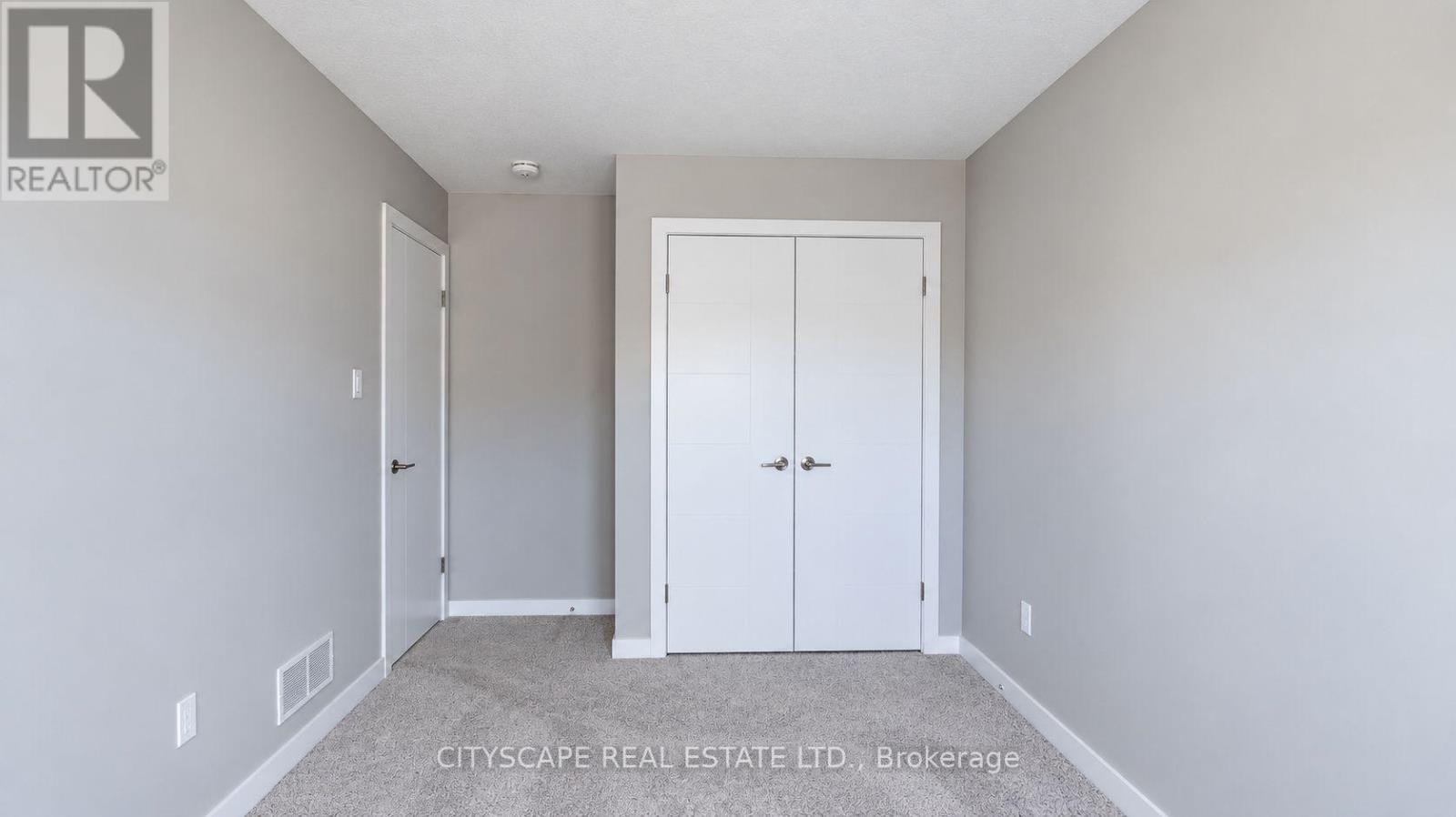 908 Robert Ferrie Drive, Kitchener, Ontario  N2R 0P2 - Photo 20 - X13828446