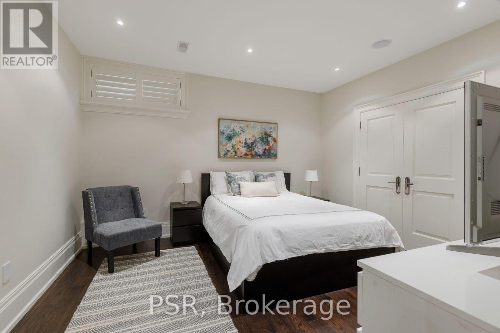 94 Munro Boulevard, Toronto, Ontario  M2P 1C4 - Photo 38 - C13835204