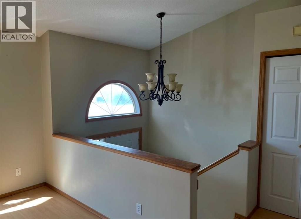 11 Chilcotin Crescent W, Lethbridge, Alberta  T1K 7G8 - Photo 9 - A2346374