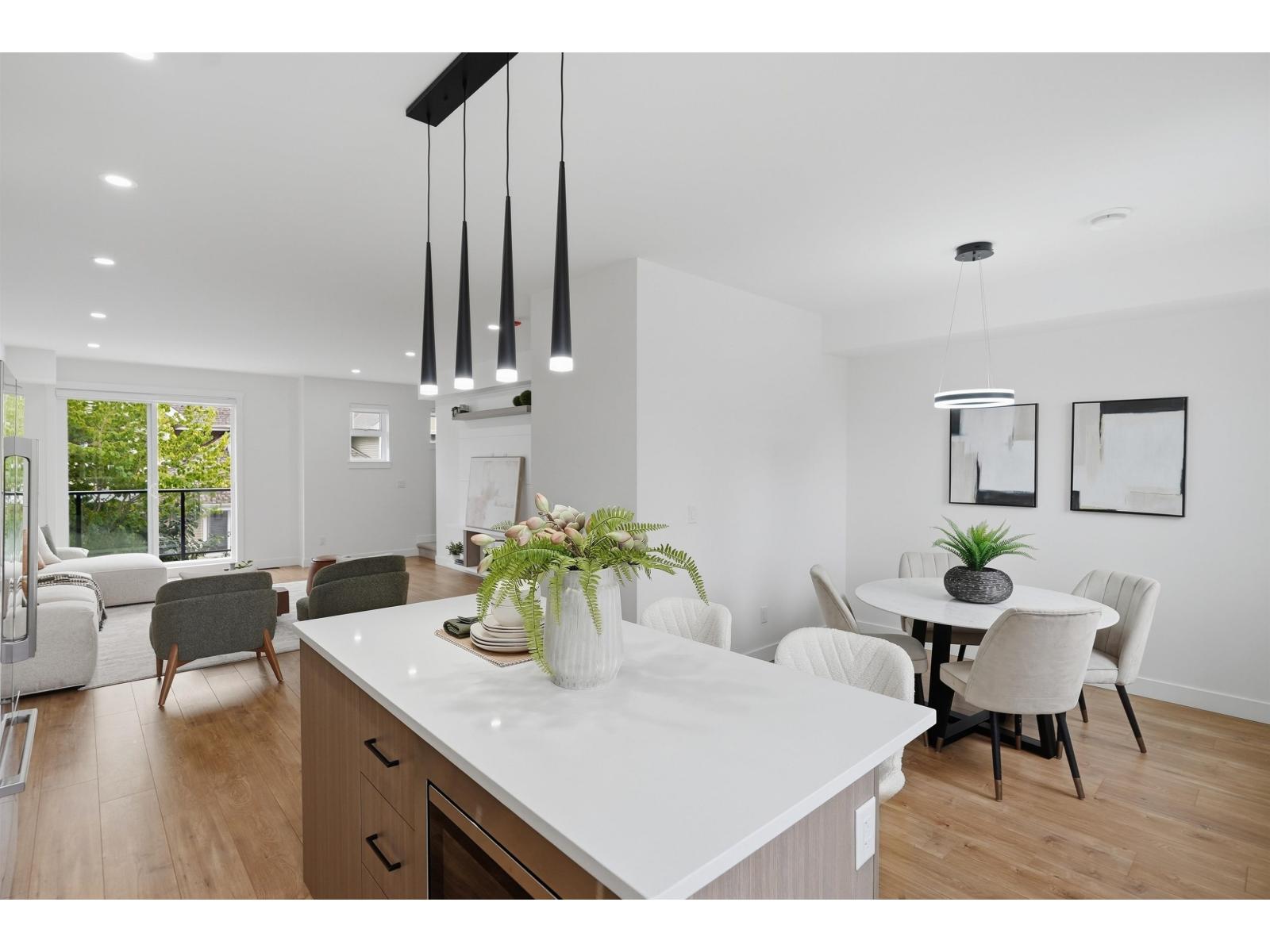 2 5629 King George Boulevard, Surrey, British Columbia  V0V 0V0 - Photo 6 - R3167310