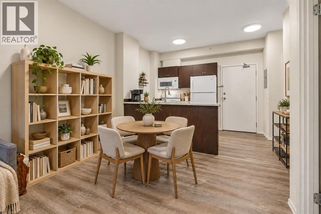 1108, 73 Erin Woods Court SE