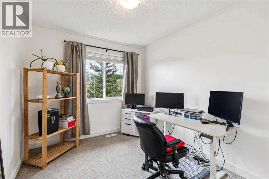 280 Rockyspring Grove Nw, Calgary, Alberta  T3G 5Y8 - Photo 13 - A2340351