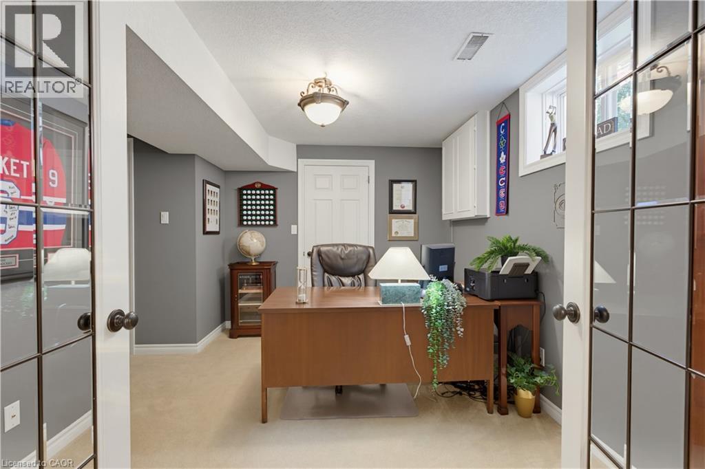 247 Fern Crescent, Waterloo, Ontario  N2V 2P9 - Photo 39 - 40866814
