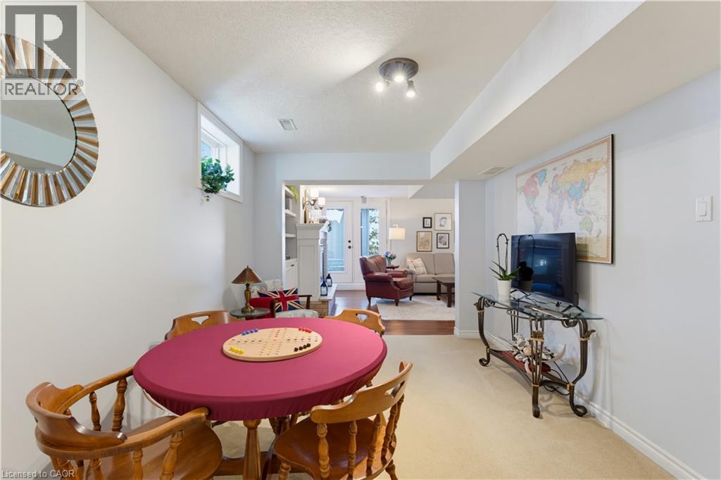 247 Fern Crescent, Waterloo, Ontario  N2V 2P9 - Photo 38 - 40866814