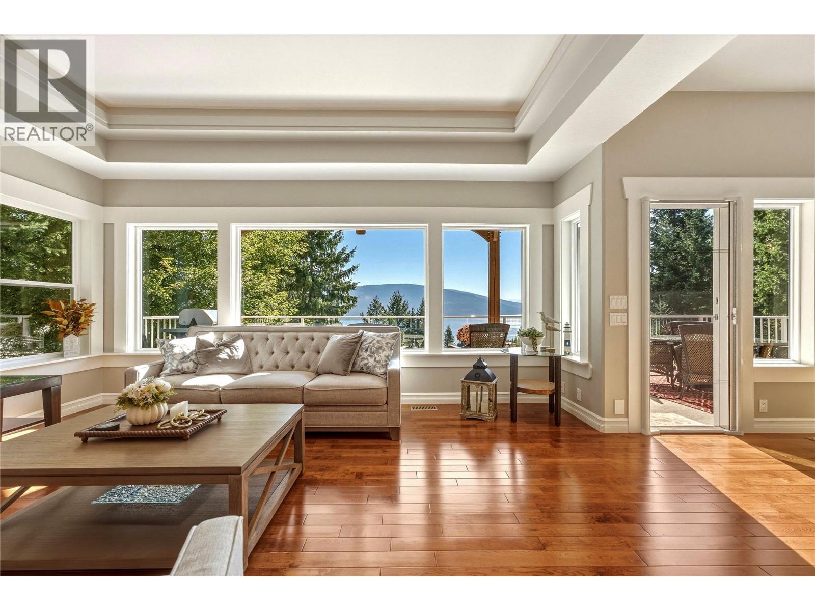 642 Mountain Drive, Vernon, British Columbia  V1H 2B7 - Photo 14 - 10401776